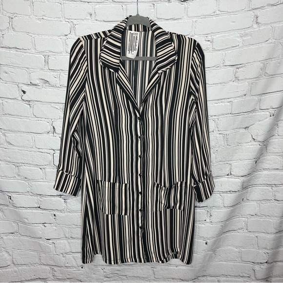Free People Black/Cream Striped Button Down Dress Lightweight Women’s size Med. - Picture 1 of 7